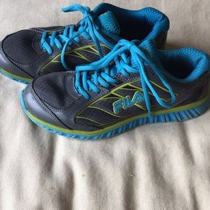 Women's Fila sneaker - size 8 1/2